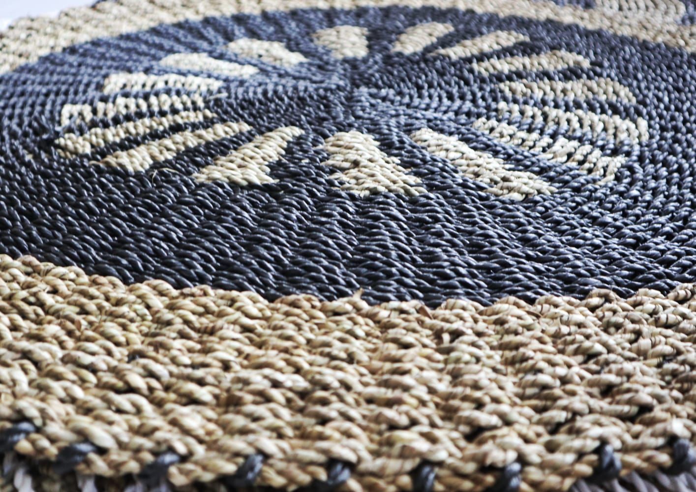 Round Seagrass Rug Black & Tan 1m