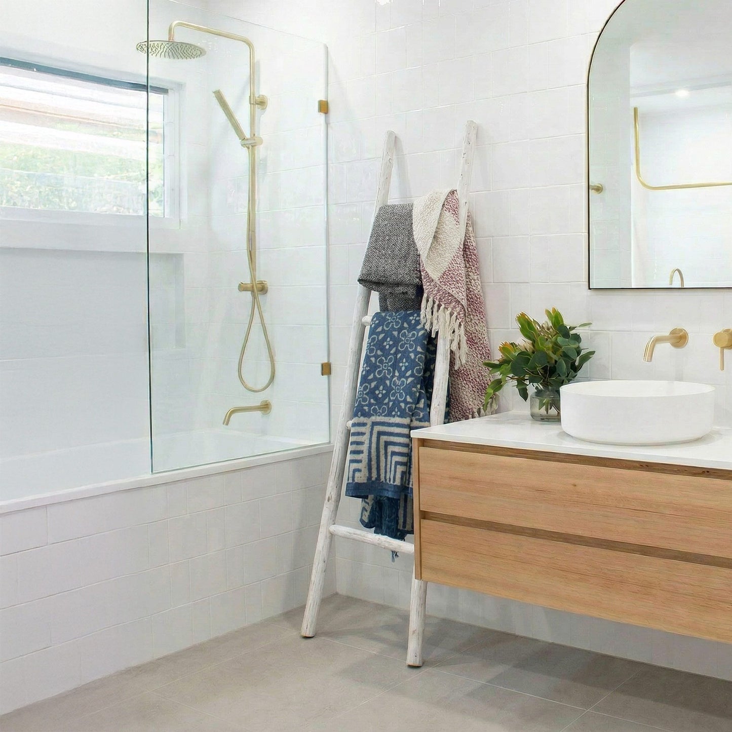 Wood Ladder - 1.5m - Whitewash