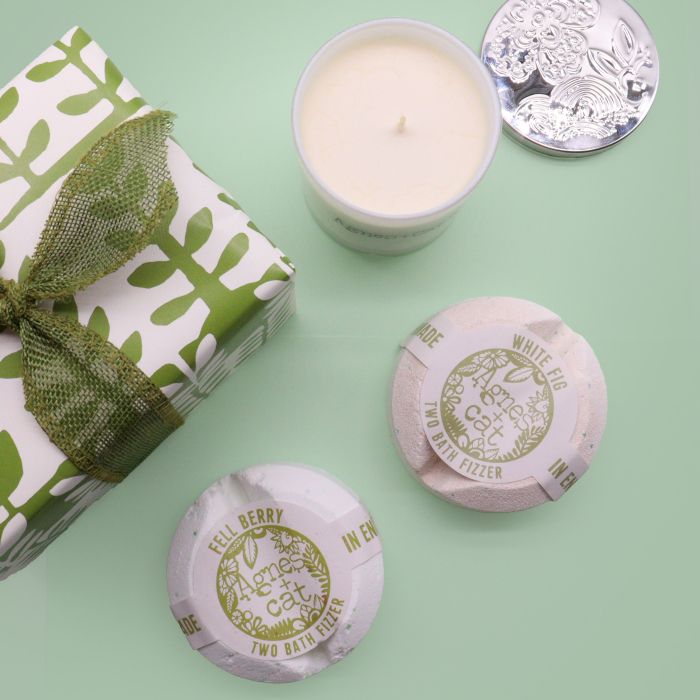 Agnes& Cat Gift Box - Rhubarb (Candle) + White Fig & Fell Berry (Fizz)