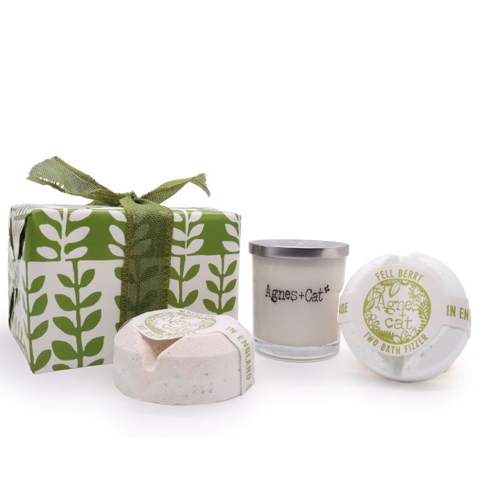 Agnes& Cat Gift Box - Rhubarb (Candle) + White Fig & Fell Berry (Fizz)