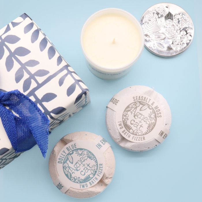 Gift Box - Parma Violet (Candle) + Seasalt and Moss & Dolly Blue (Fizz)